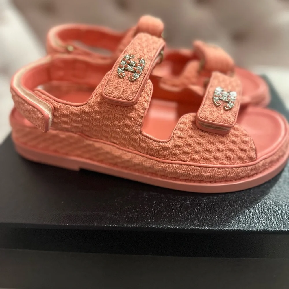 Chanel dad sandals size 37 - Picture 9 of 9